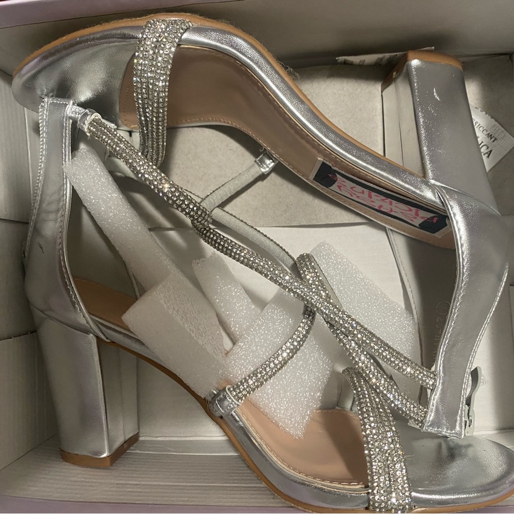 Womens chunk heel